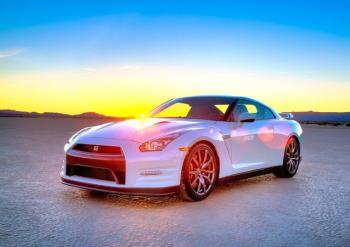 2014 Nissan GT-R pictures